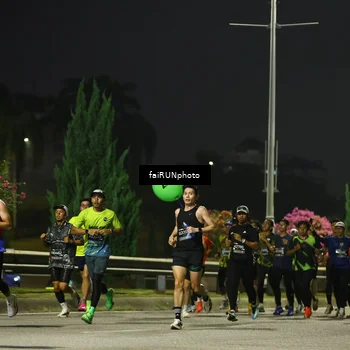 Runner Photo 6639645
