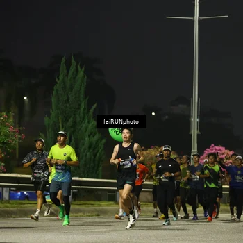 Runner Photo 6639646