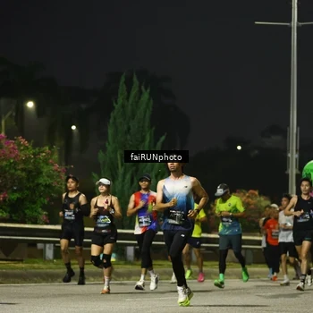 Runner Photo 6639696