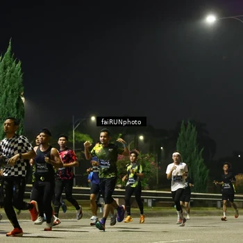 Runner Photo 6639921