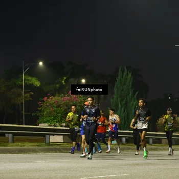 Runner Photo 6639975