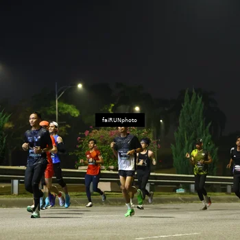 Runner Photo 6640039