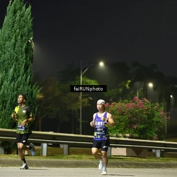 Runner Photo 6640278