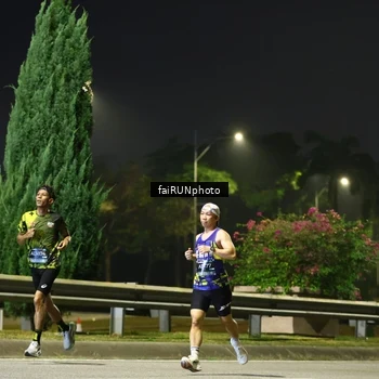 Runner Photo 6640280