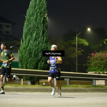 Runner Photo 6640319