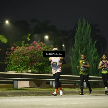 Runner Photo 6640398