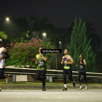 Runner Photo 6640498