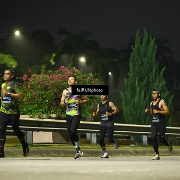 Runner Photo 6640528