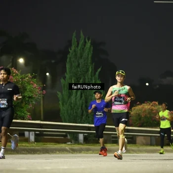 Runner Photo 6640603