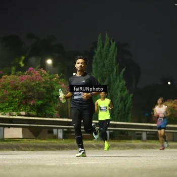 Runner Photo 6640674