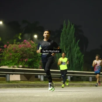 Runner Photo 6640688