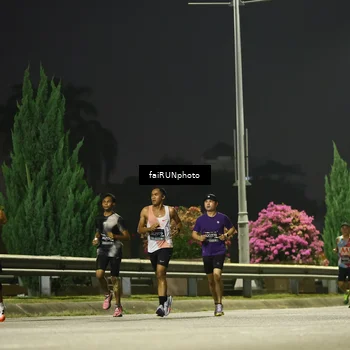 Runner Photo 6640741