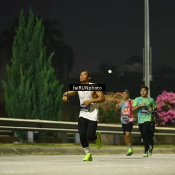 Runner Photo 6640843