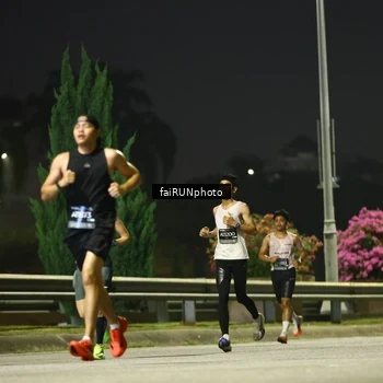 Runner Photo 6641043