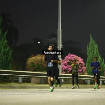 Runner Photo 6641108
