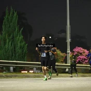 Runner Photo 6641143