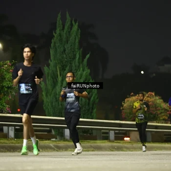 Runner Photo 6641190