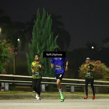 Runner Photo 6641253