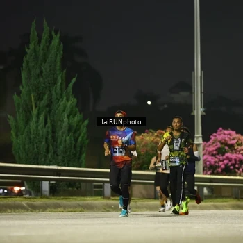 Runner Photo 6641315