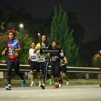 Runner Photo 6641401