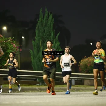 Runner Photo 6641426