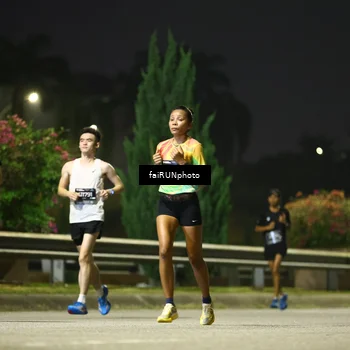 Runner Photo 6641469