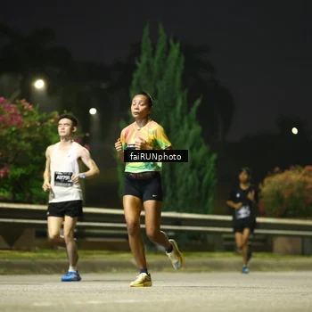 Runner Photo 6641502