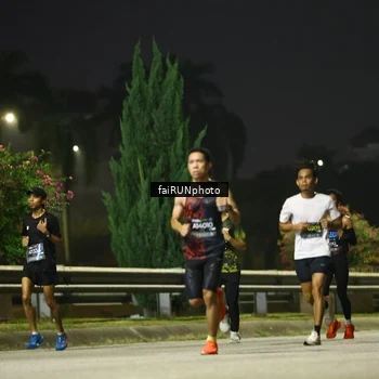 Runner Photo 6641534