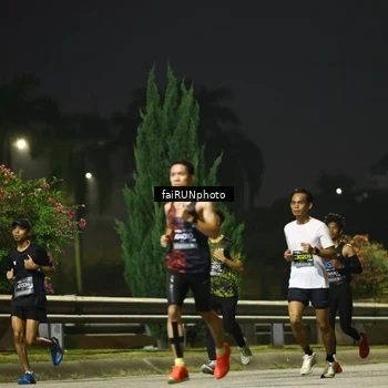 Runner Photo 6641559