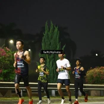 Runner Photo 6641561