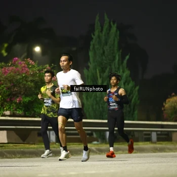 Runner Photo 6641627