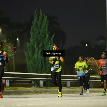 Runner Photo 6641645