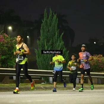 Runner Photo 6641678
