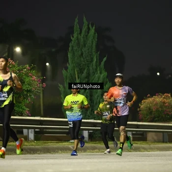Runner Photo 6641688