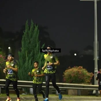 Runner Photo 6641775