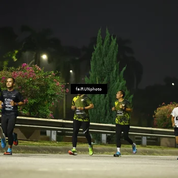 Runner Photo 6642146