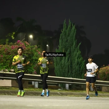 Runner Photo 6642204