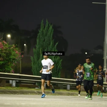 Runner Photo 6642222
