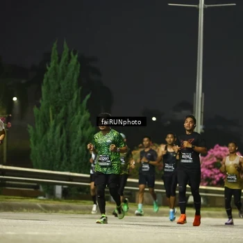 Runner Photo 6642264