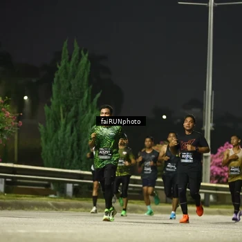 Runner Photo 6642276