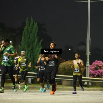 Runner Photo 6642333