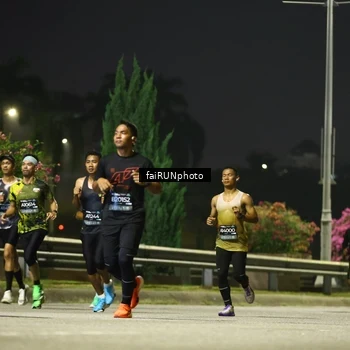 Runner Photo 6642347