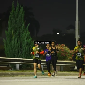Runner Photo 6642562