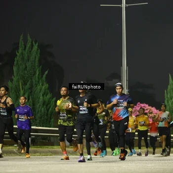 Runner Photo 6642641