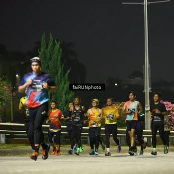 Runner Photo 6642734