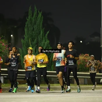 Runner Photo 6642780