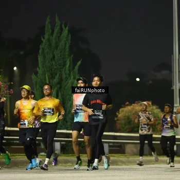 Runner Photo 6642799