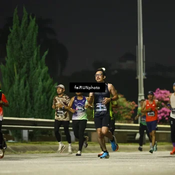 Runner Photo 6642835