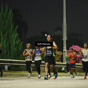 Runner Photo 6642836