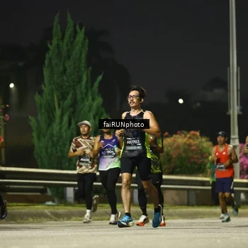 Runner Photo 6642871